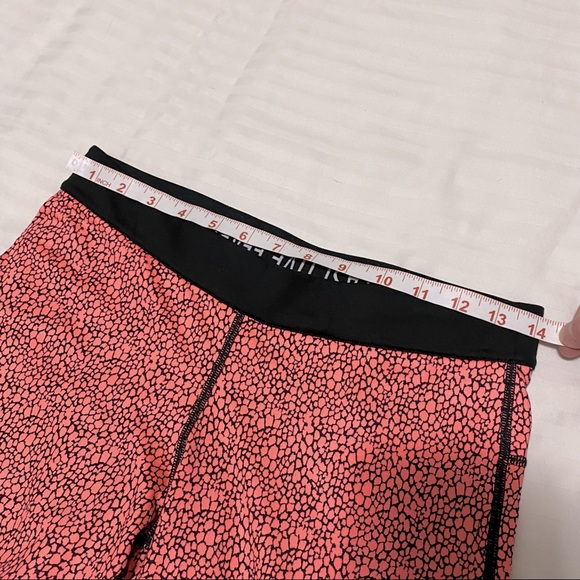Nike Dri-Fit AOP Relay Crop Running Tights Coral/Black, Medium - Picture 11 of 12